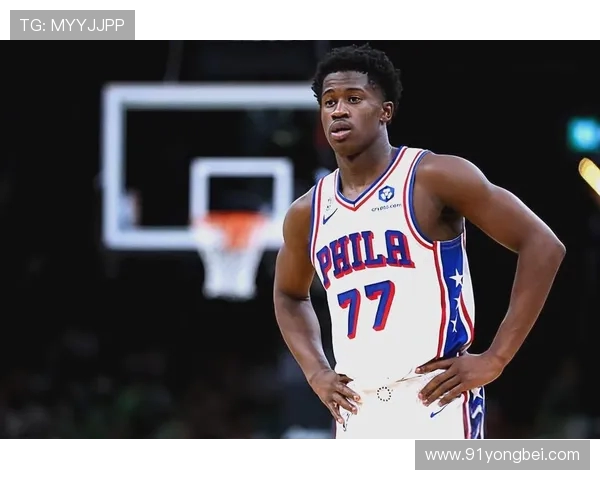 外线火力全开埃奇库姆三分球精准命中助力球队取得胜利